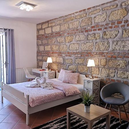 Villa Florencia Егер Екстериор снимка