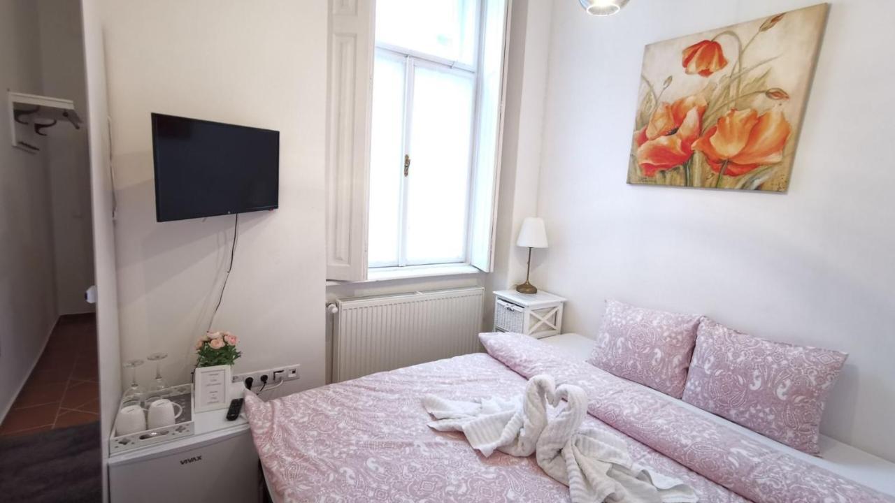 Villa Florencia Егер Екстериор снимка